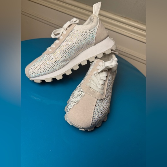 Yoki White Sparkling Sneakers with Textured Design - Picture 11 of 11